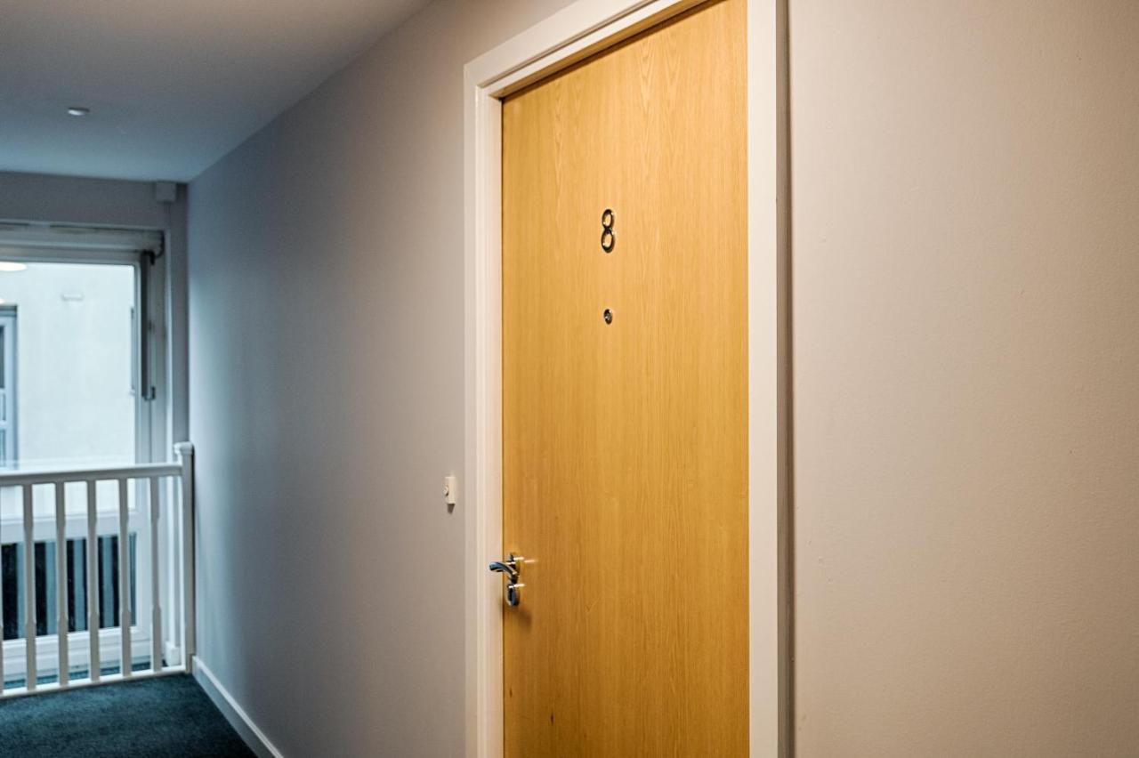 스완지 Parking, Balcony, Fully Equipped Kitchen 아파트 외부 사진