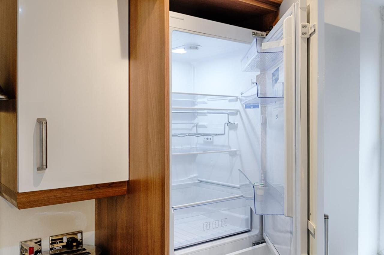 스완지 Parking, Balcony, Fully Equipped Kitchen 아파트 외부 사진